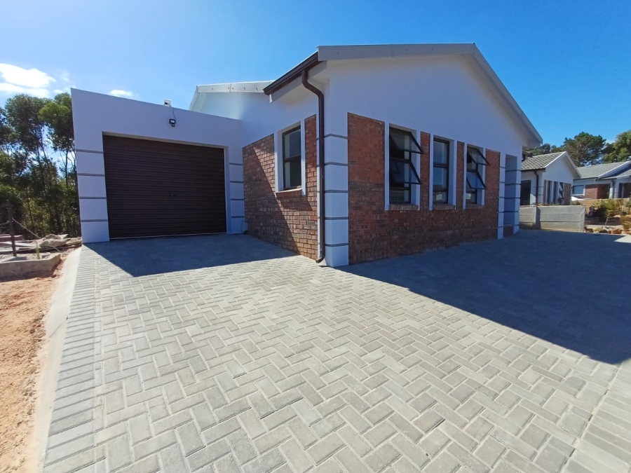 To Let 2 Bedroom Property for Rent in Albertinia Western Cape